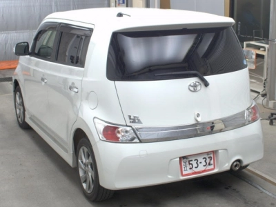 TOYOTA BB