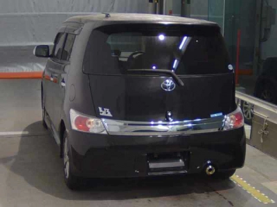 TOYOTA BB