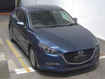MAZDA AXELA