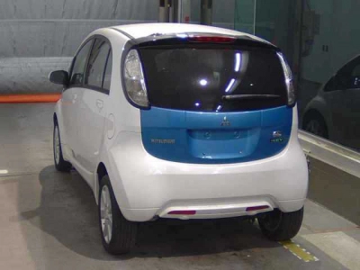 MITSUBISHI I