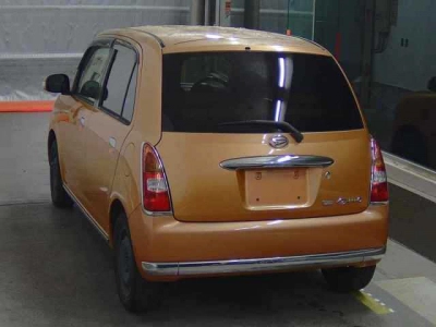 DAIHATSU MIRA GINO
