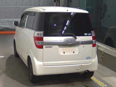 HONDA ZEST