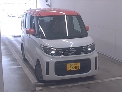 NISSAN ROOX