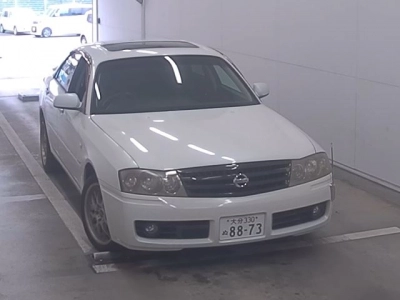 NISSAN GLORIA