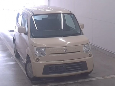 SUZUKI MRWAGON