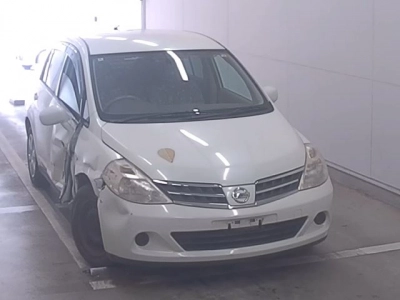NISSAN TIIDA LATIO