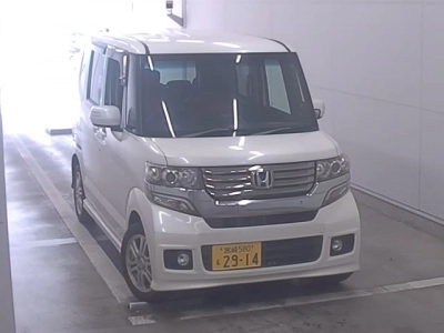 HONDA N BOX CUSTOM