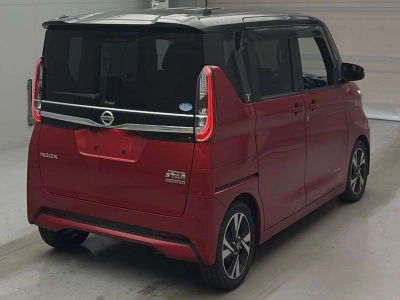 NISSAN ROOX