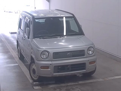 DAIHATSU NAKED