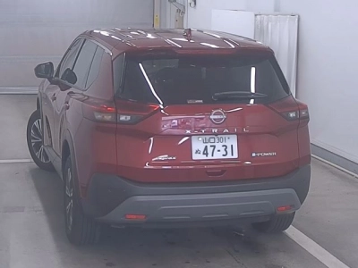 NISSAN X-TRAIL