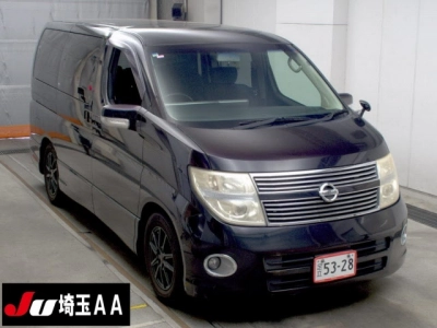 NISSAN ELGRAND