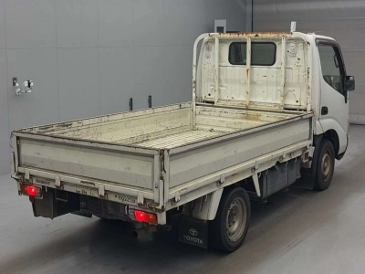TOYOTA DYNA TRUCK