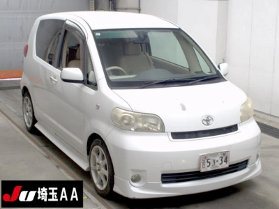 TOYOTA PORTE