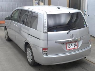 TOYOTA ISIS