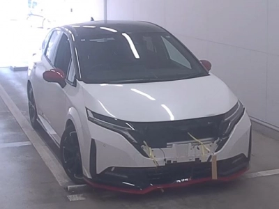 NISSAN AURA