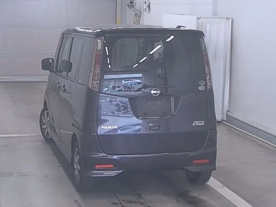 NISSAN ROOX