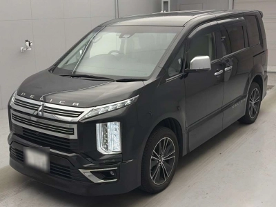 MITSUBISHI DELICA D:5