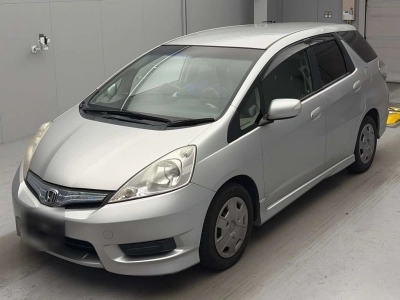 HONDA FIT SHUTTLE HYBRID