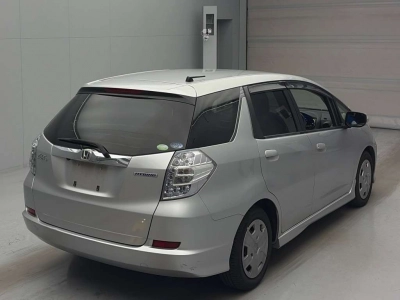 HONDA FIT SHUTTLE HYBRID