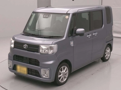 TOYOTA PIXIS MEGA