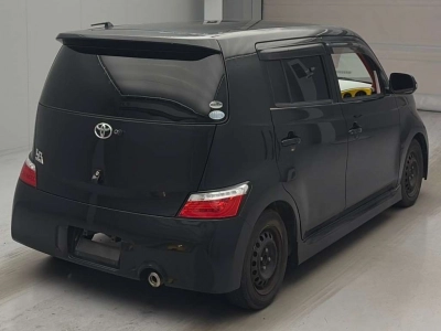 TOYOTA BB