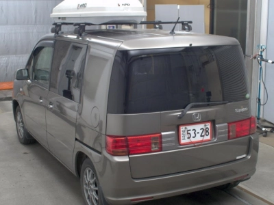 HONDA MOBILIO SPIKE