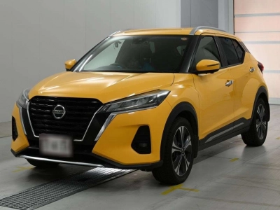 NISSAN KICKS