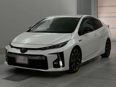 TOYOTA PRIUS PHV