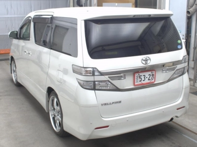 TOYOTA VELLFIRE