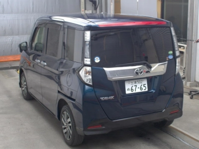 TOYOTA TANK