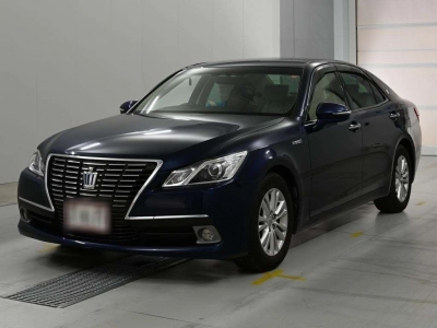 TOYOTA CROWN HYBRID
