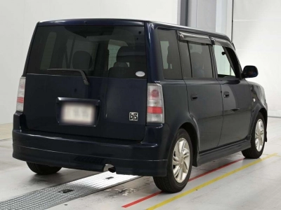 TOYOTA BB