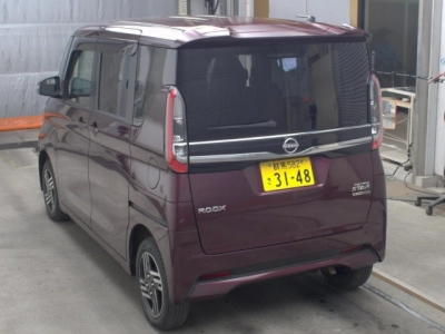 NISSAN ROOX