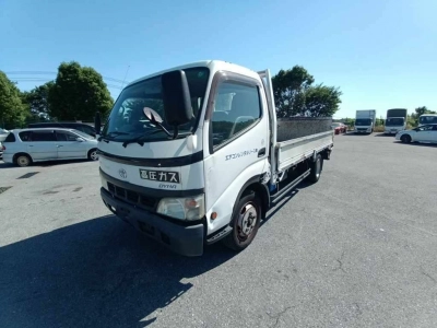 TOYOTA DYNA TRUCK
