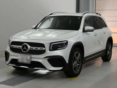 MERCEDES BENZ GLB