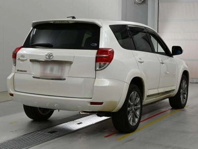TOYOTA VANGUARD