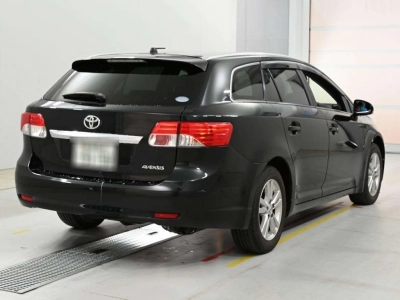 TOYOTA AVENSIS WAGON