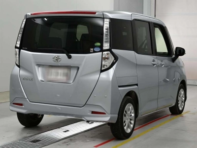 TOYOTA TANK