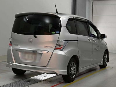 HONDA FREED HYBRID