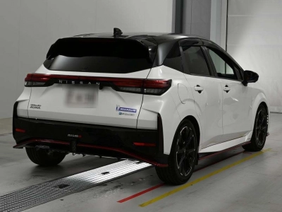 NISSAN AURA