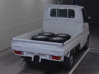 MITSUBISHI MINICAB TRUCK
