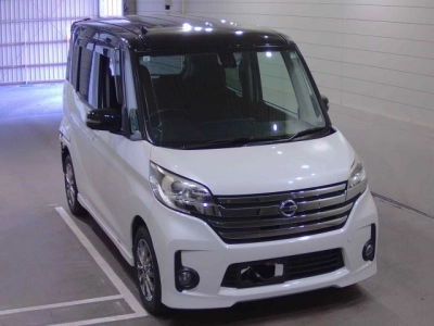 NISSAN DAYZ ROOX