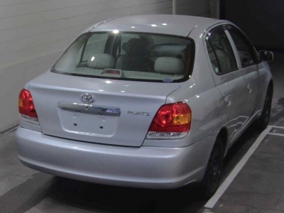 TOYOTA PLATZ