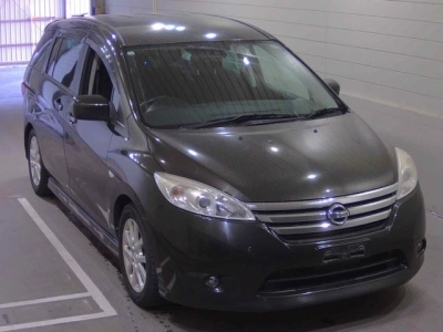 NISSAN LAFESTA