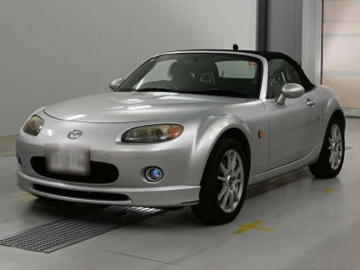 MAZDA ROADSTER