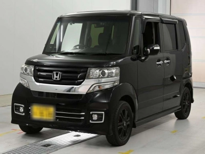 HONDA N BOX CUSTOM