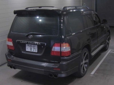 TOYOTA LAND CRUISER