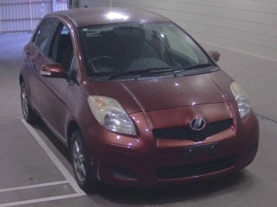 TOYOTA VITZ