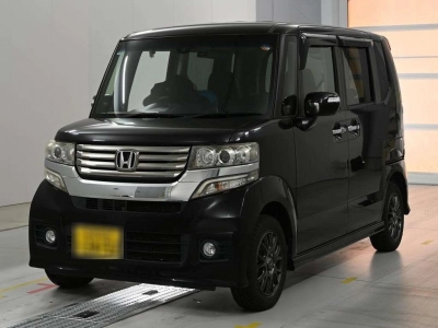 HONDA N BOX CUSTOM
