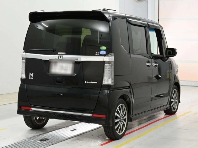 HONDA N BOX CUSTOM